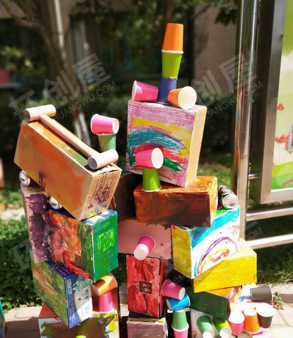 幼儿园废纸箱废鞋盒改造利用作品展示图片