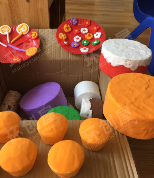 幼儿园角色游戏小餐厅粘土甜品图片