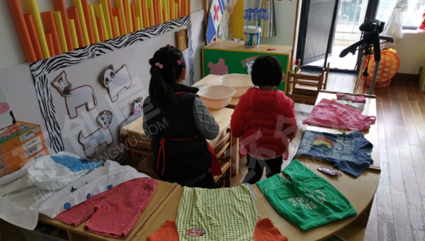 幼儿园角色游戏干洗店图片