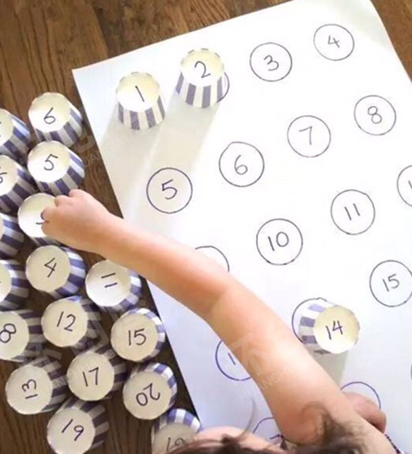 幼儿园益智区废物利用纸杯制作各种教玩具图片