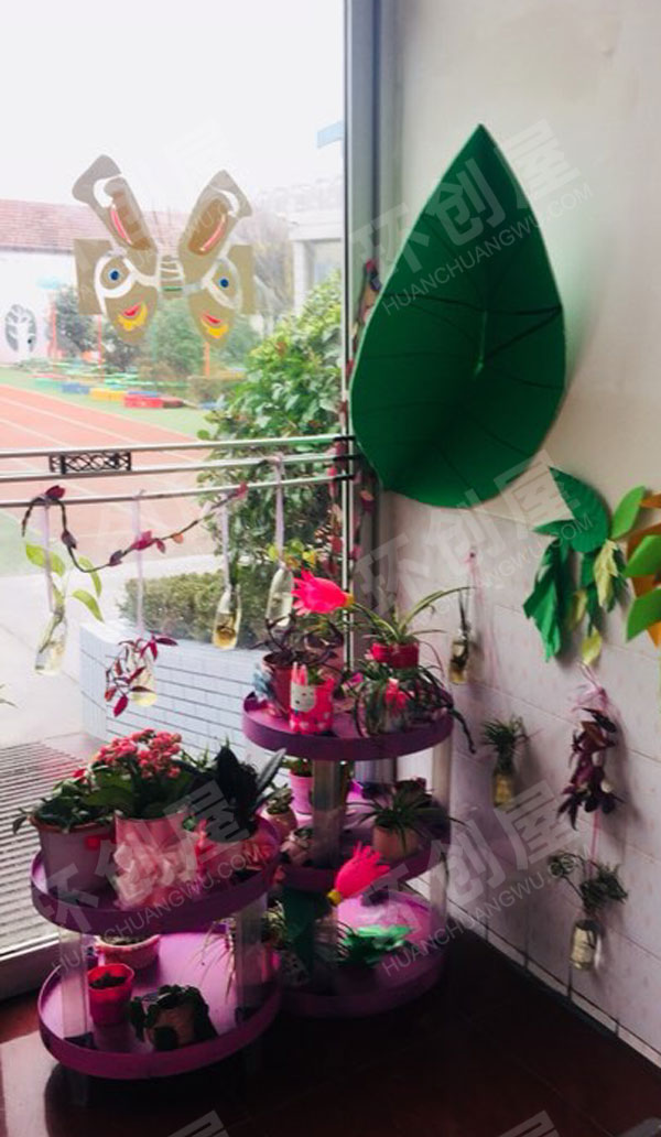 幼儿园粉色童话门窗装饰图片