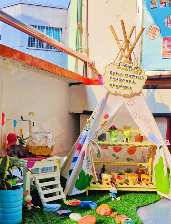 幼儿园户外环创寻找春天自然角图片