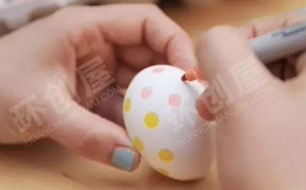 幼儿园美工区创意鸡蛋绘画图片