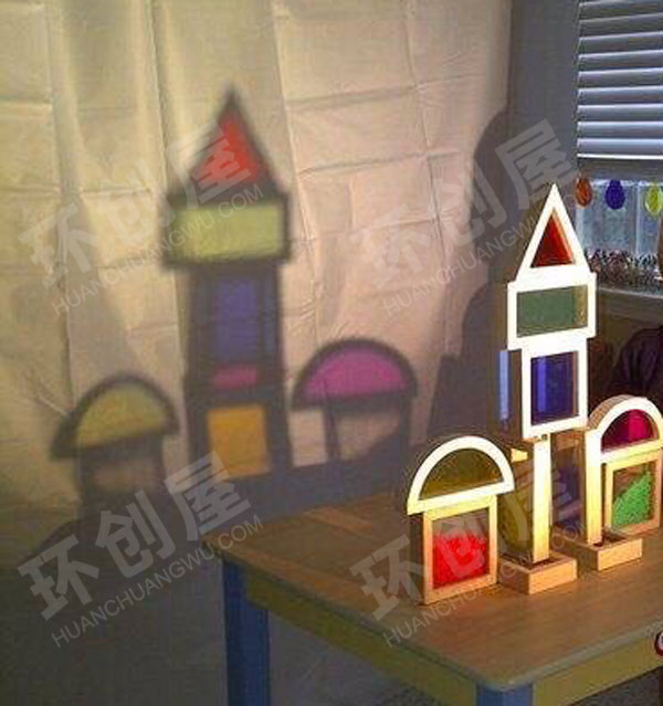 幼儿园科学区彩色的影子图片