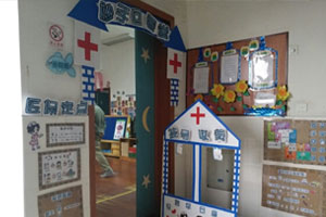 幼儿园角色游戏妙手回春堂图片4张
