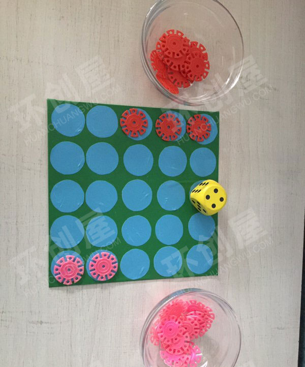 幼儿园益智区颜色花园棋图片