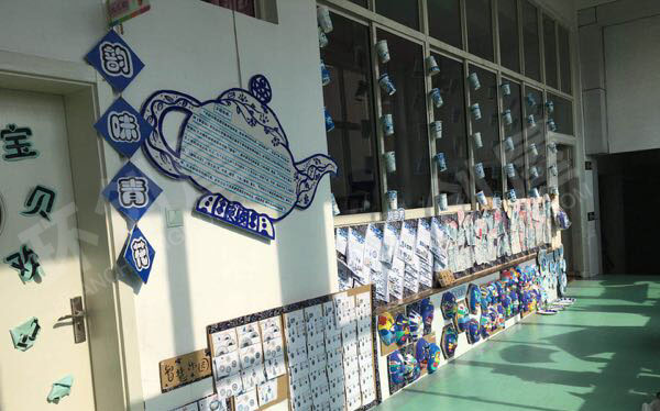 幼儿园韵味青花主题展板主题墙图片