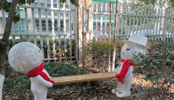 幼儿园户外新年门厅布置图片