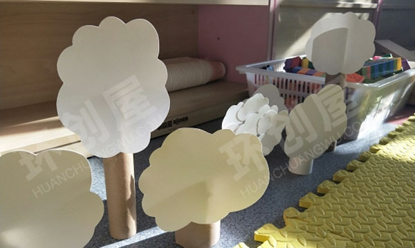 幼儿园建构区废物利用水果乐园图片