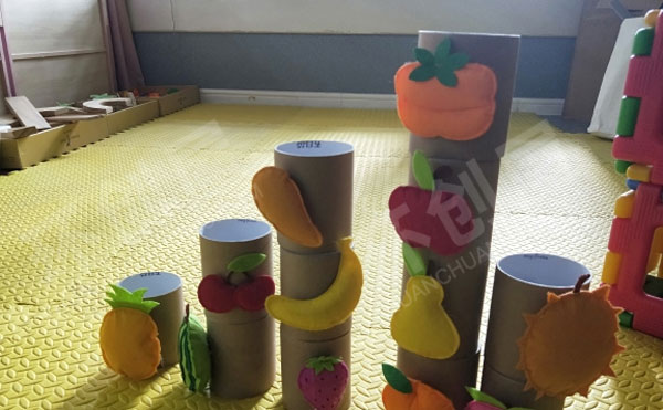 幼儿园建构区废物利用水果乐园图片
