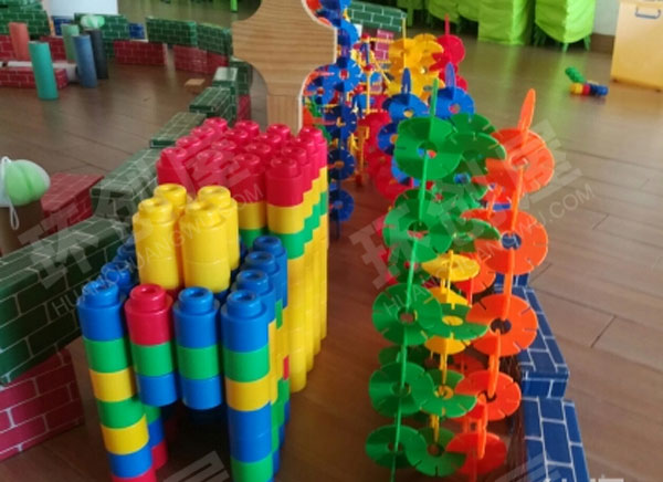 幼儿园建构区结构游戏我心目中的小学图片