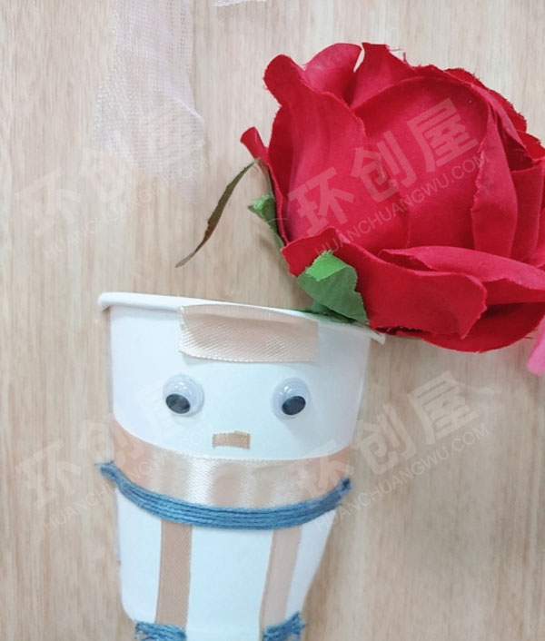 幼儿园角色游戏花店手工纸杯花盆图片