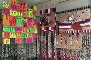 幼儿园多种多样的作品展示吊饰图片7张
