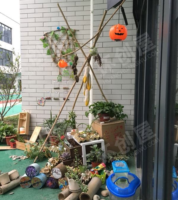 幼儿园户外自然角古朴的田园图片