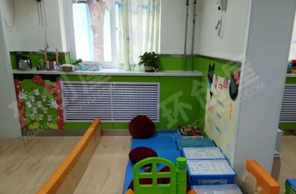 幼儿园阅读区米奇乐园图片