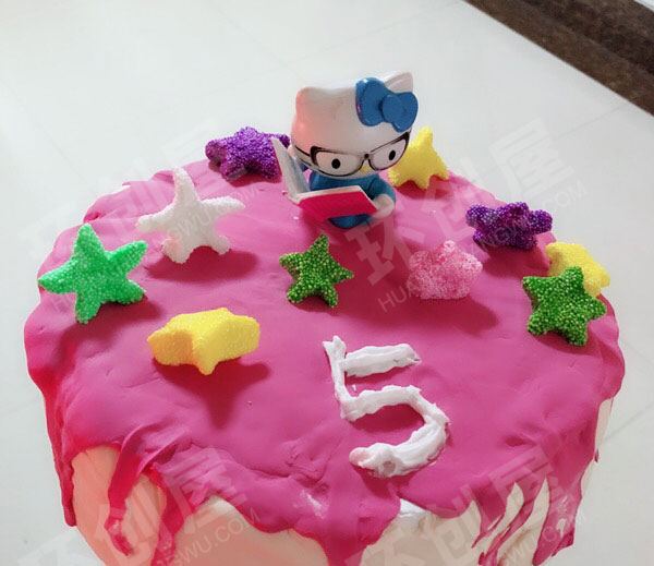 幼儿园角色游戏彩泥作品蛋糕房图片