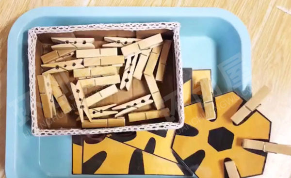 幼儿园益智区自制简单又好玩教具图片