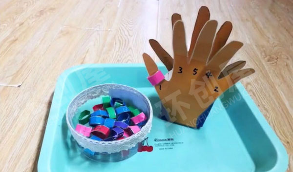 幼儿园益智区自制简单又好玩教具图片
