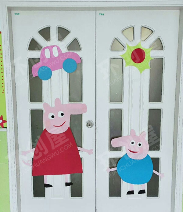 幼儿园卡通风教室门的装饰图片