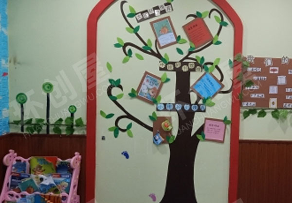 幼儿园森系环创树枝家园联系栏图片