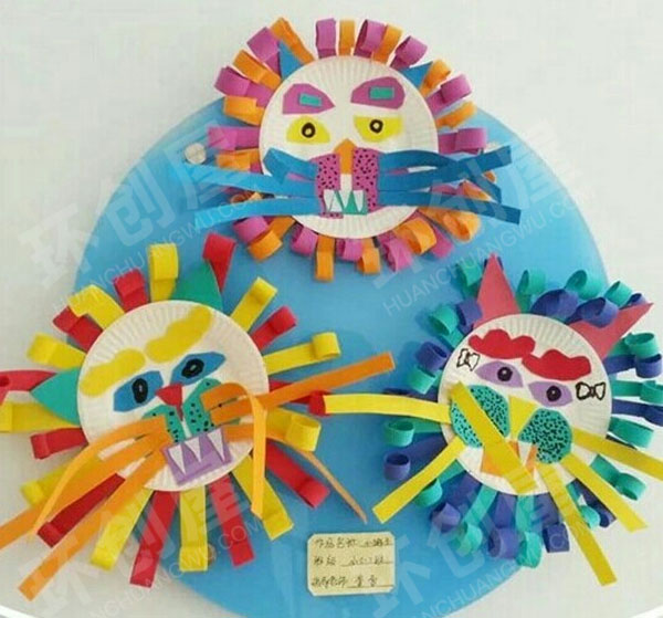 幼儿园楼梯海绵纸卡通作品展示图片
