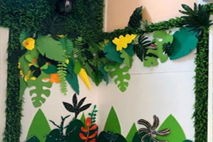 幼儿园春天绿色森林风作品展示图片