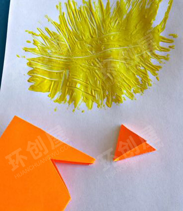 幼儿园美工区叉子动物印画图片