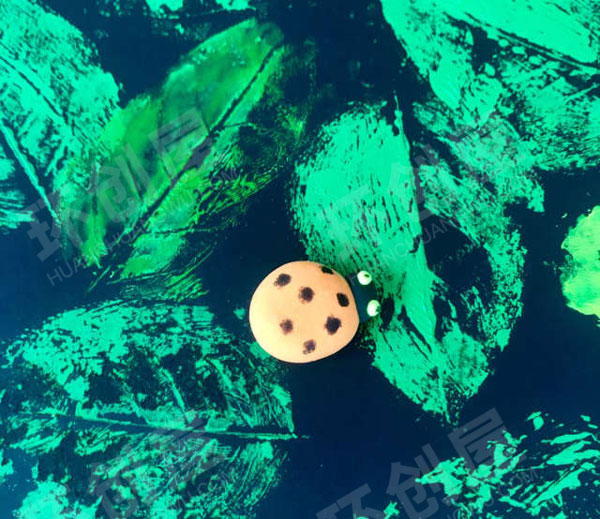 幼儿园美工区丙烯托印画金龟子图片