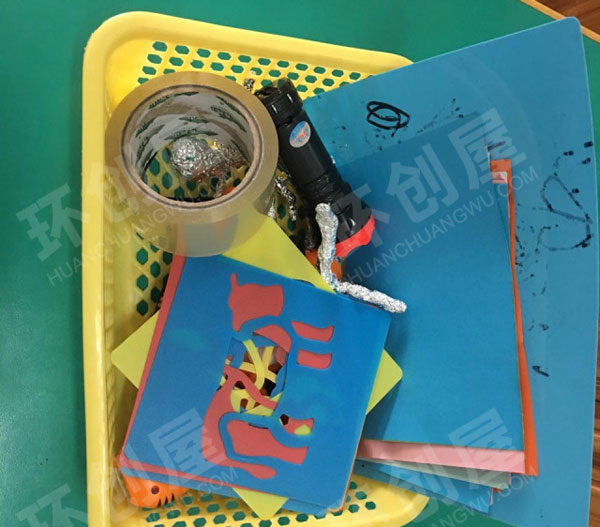 幼儿园科学区有趣的影子图片