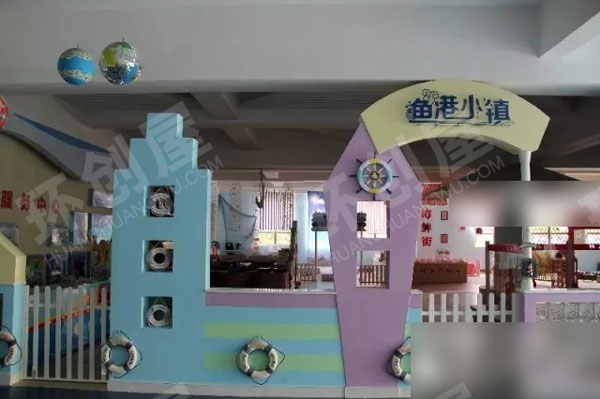 幼儿园角色游戏渔港小镇图片