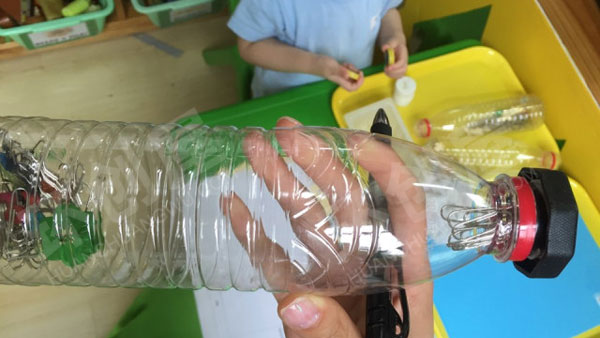 幼儿园废物利用科探区个性作品图片
