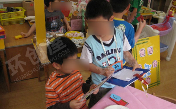 幼儿园角色游戏串串烧小吃店图片