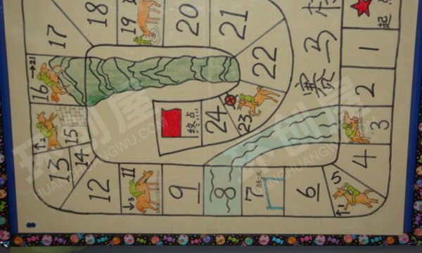 幼儿园益智区玩转各种棋子图片