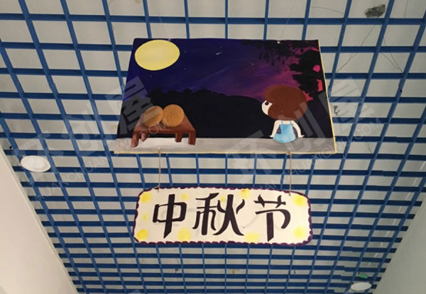 幼儿园走廊kt板绘画节日挂饰图片