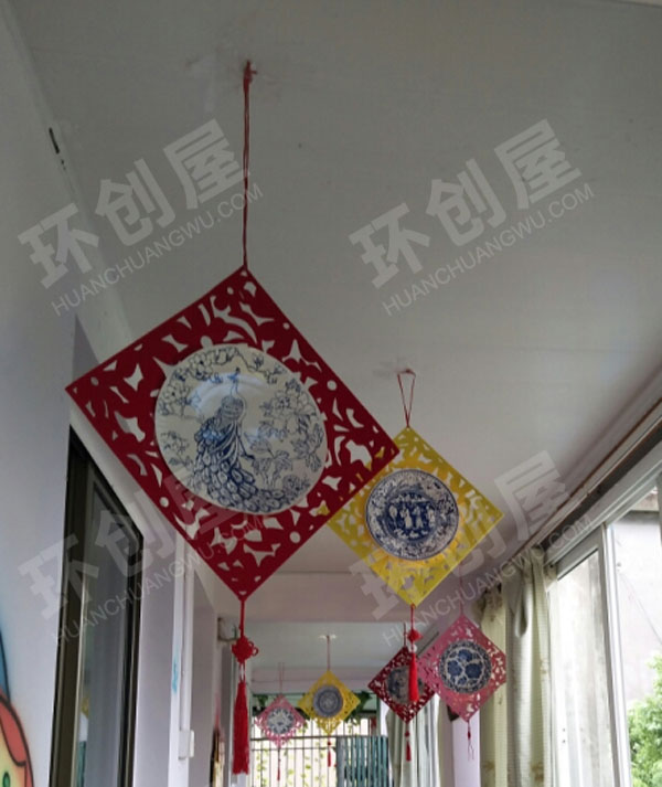 幼儿园走廊藤球与中国文化挂饰图片