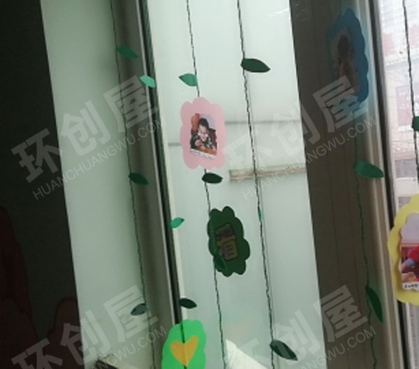 幼儿园门窗照片挂饰图片