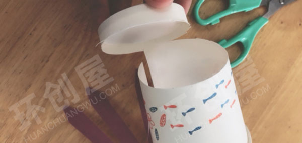幼儿园美工区纸杯灯笼图片