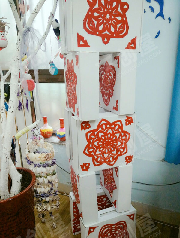 幼儿园美工区纸箱红火剪纸贴画图片