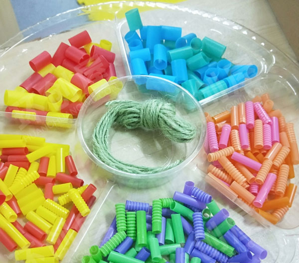 幼儿园益智区吸管排排队图片