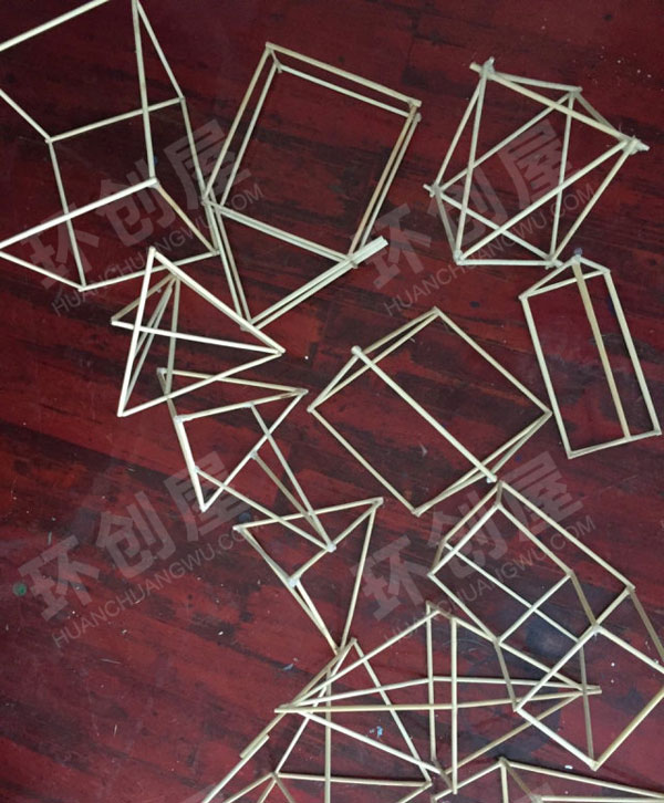 幼儿园走廊废物利用一次性筷子挂饰图片