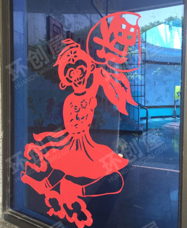 幼儿园中国文化主题过新年玻璃门窗装饰图片