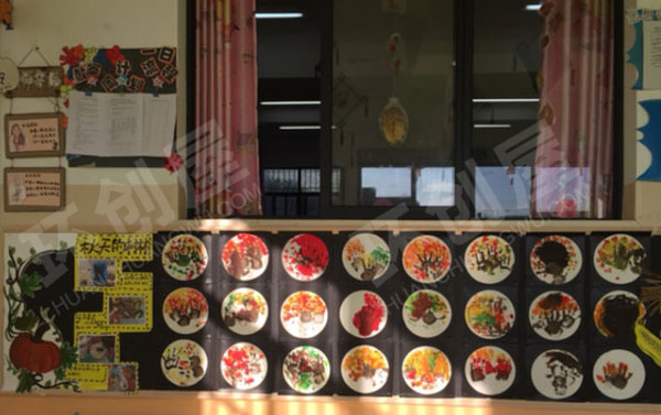 幼儿园秋天的树林作品展示图片