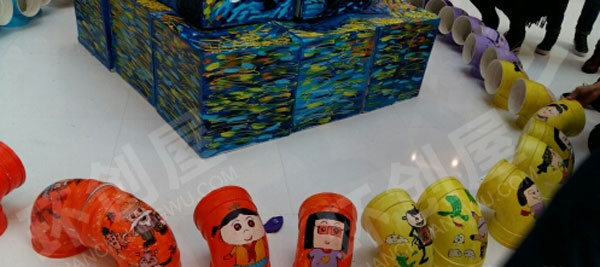 幼儿园各种创意卡通画作品展示图片