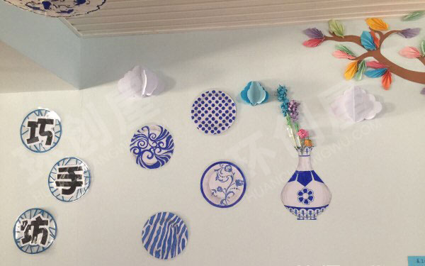 幼儿园青花瓷风格教室装饰墙面布置图片