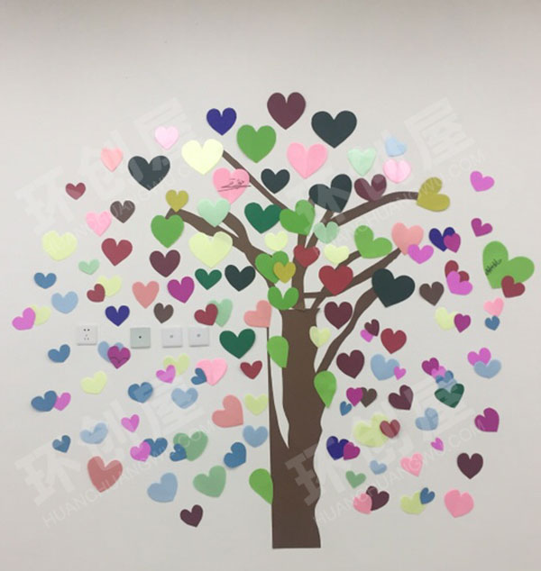 幼儿园简单好看的卡通墙面布置图片