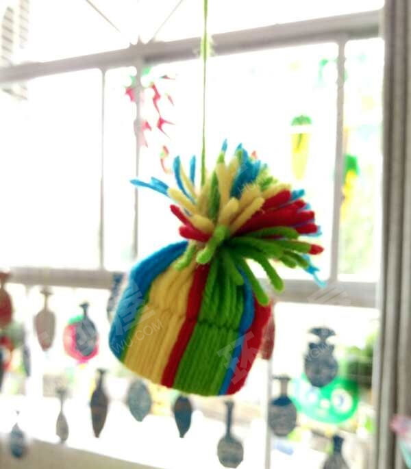 幼儿园环保废物利用毛线纺织吊饰图片