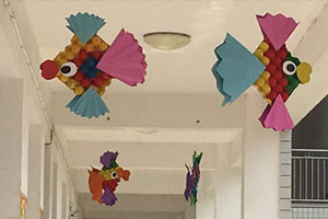 幼儿园鸡蛋托鱼儿手工吊挂饰图片