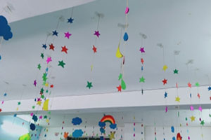幼儿园星星月亮彩虹云朵吊挂饰图片4张