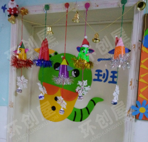 幼儿园圣诞节门窗主题吊挂饰图片
