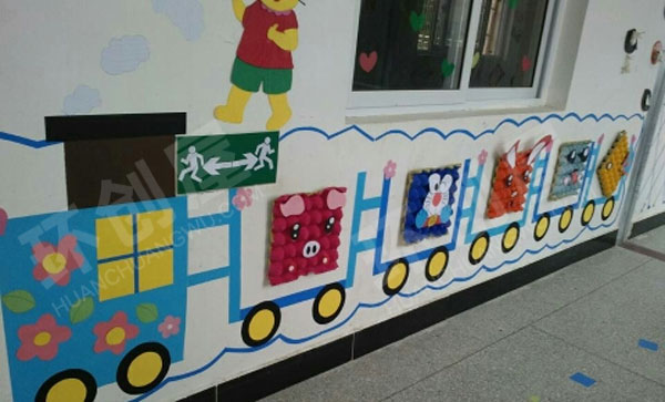 幼儿园走廊小火车蛋托卡通动物画图片